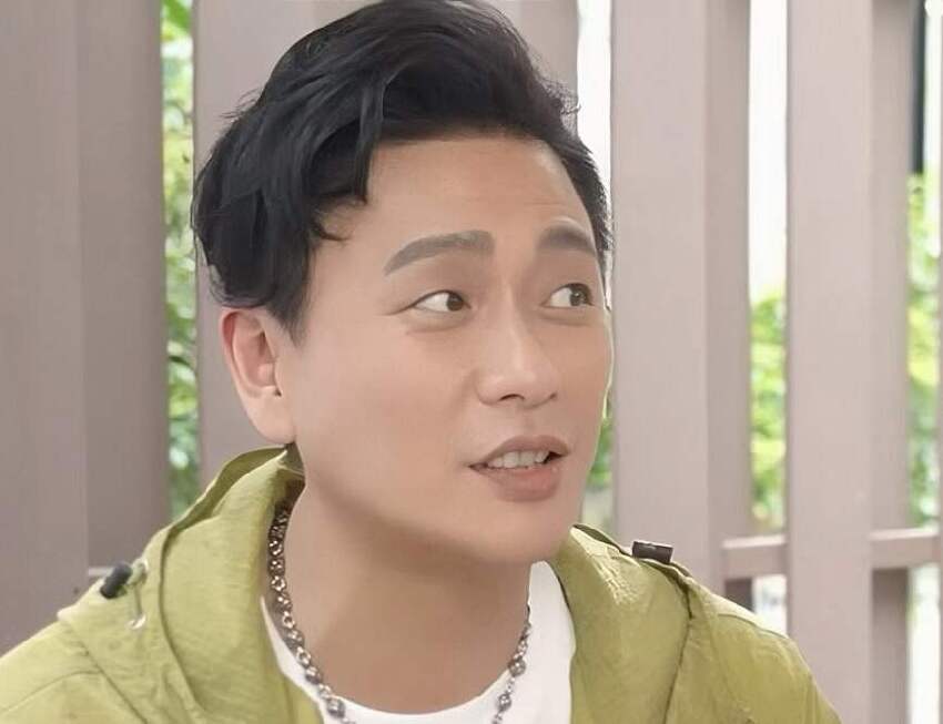 TVB前當家小生宣布不結婚，受父母離婚影響，在離世前會花光積蓄