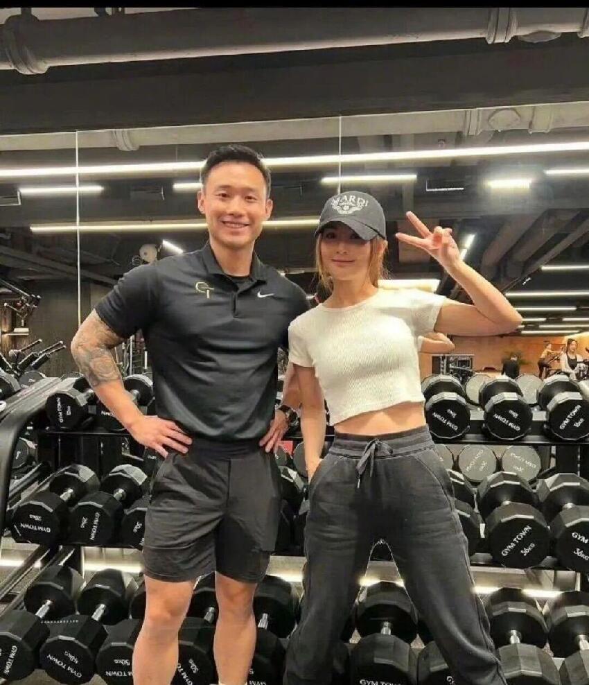 告別百億豪門戀！阿 Sa 放棄石恆聰，選擇月入 10 萬的他，活明白了