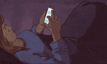 長期在睡前玩手機的人，用不了多久，這3個「痛苦」或許會落你身上！