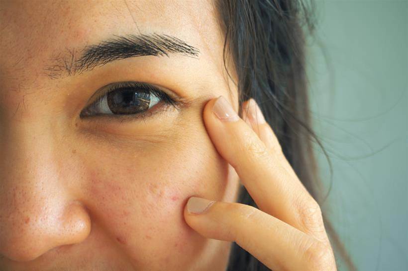 「左眼跳財，右眼跳災」其實是錯的！眼皮跳代表這個信號！再不知道就晚了