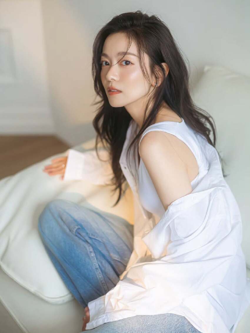 嫁周渝民10年消失螢光幕！38歲喻虹淵「無預警宣布喜訊」　秀美照嗨曝「歡迎加入大家庭」　