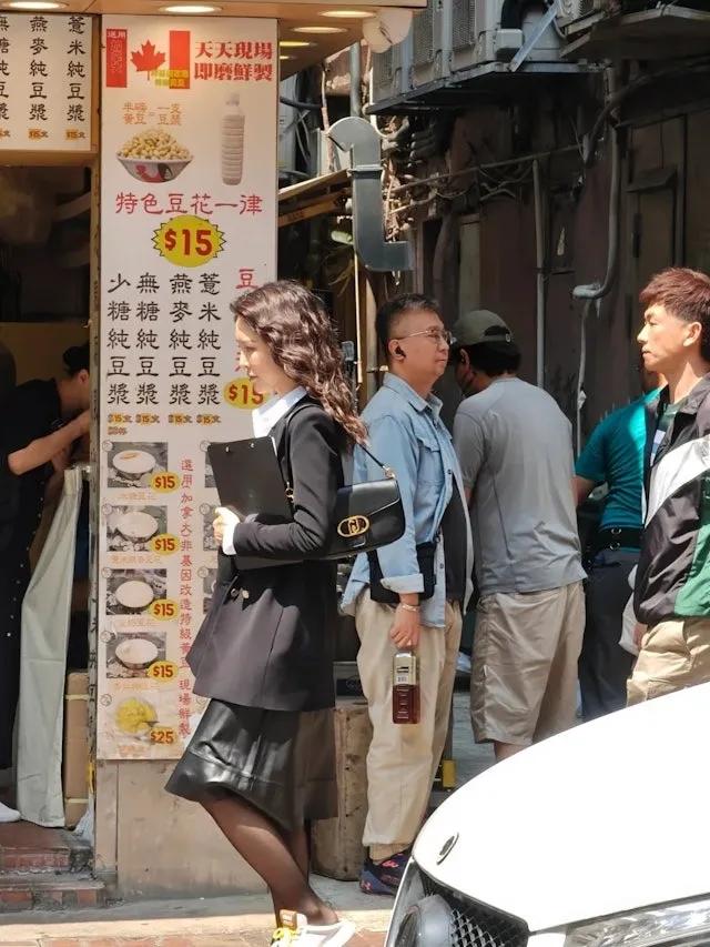 TVB新劇當家花旦造型翻車?女神秒變五五身,力捧小生無辜躺槍