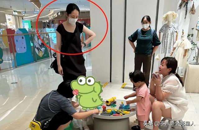 郭碧婷3歲女兒：幫媽媽獲獎12億，長得不像爸，向家繼承人之一