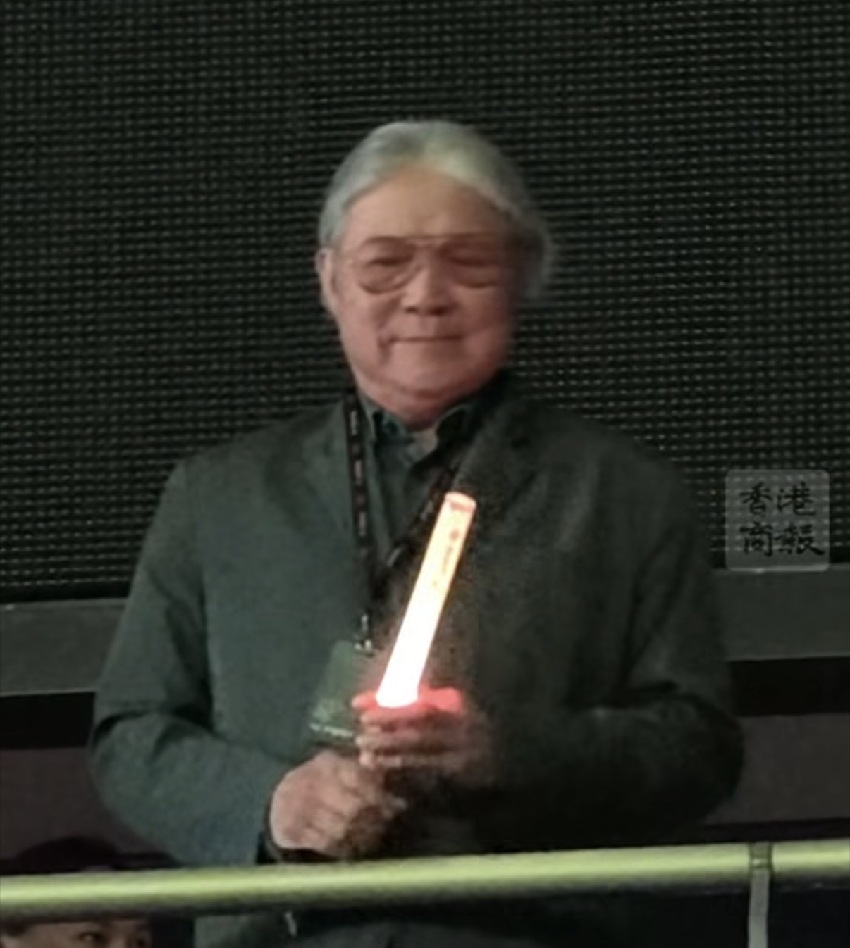 霍震霆兄弟捧場英皇演唱會，楊受成親自接待，狄波拉現身看謝霆鋒