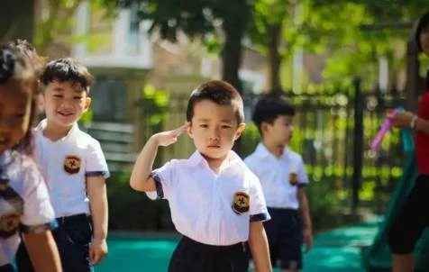 為啥幼兒園有些孩子沒人敢欺負?幼兒園老師:3個特質讓娃不好惹