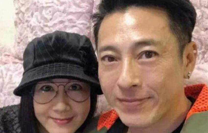 這對夫妻為了不變老，堅持26年不生子不吃肉，54歲近照不敢認！