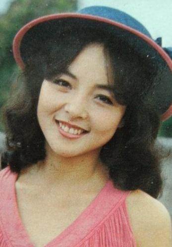 太驚人！31歲出家的瓊瑤女郎圓寂，其往生現場展現的神蹟，讓在場眾人無不感嘆！