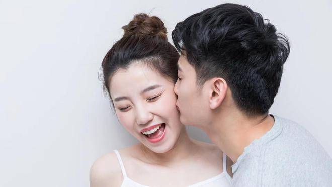 四十歲左右的女人,男人不要輕易去撩,你承擔不起