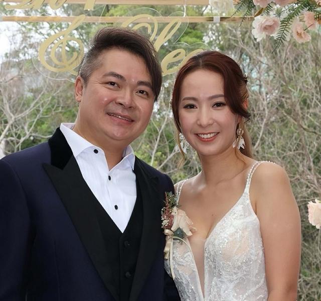 又走一個！TVB女星發文宣布正式離巢，結婚不到半年和老公鬧婚變