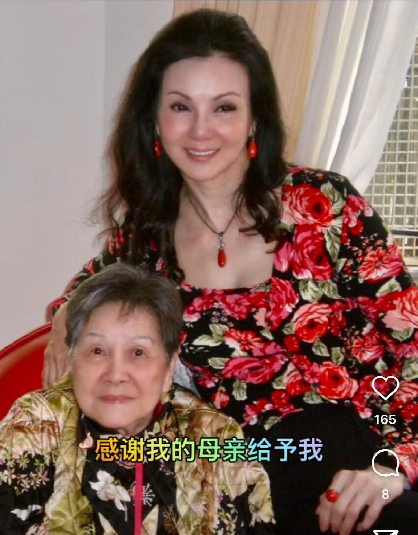 44年婆媳情勝似母女！謝玲玲母親節探望「99歲豪門前婆婆」　感恩「當年離婚時的幫助」一直不忘懷