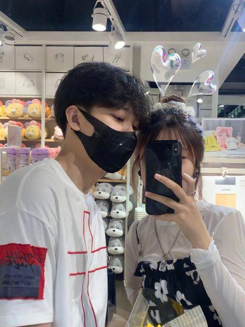 男友不跟我換情侶頭像,不願意公開關係,為什麼?