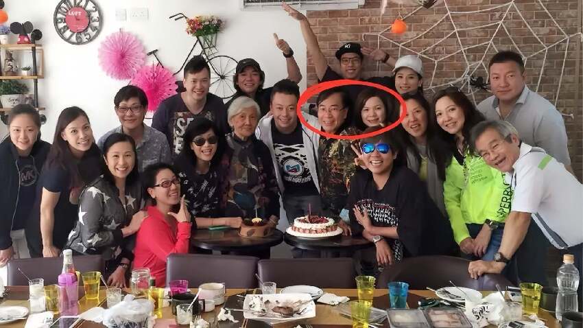 香港知名演員承認婚內出軌，離婚後凈身出戶，送前妻八套房倆車位