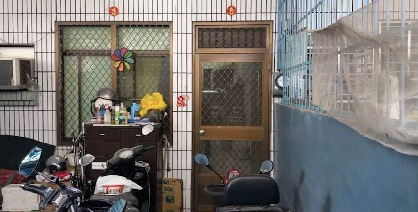 高雄66歲嬤「倒臥廁所五天亡」兒見.死.不.救！只因她生前說了一句話