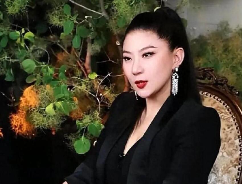 謝賢離世小49歲前女友悼念，感慨八年前分手成永別，仍沒放下對方
