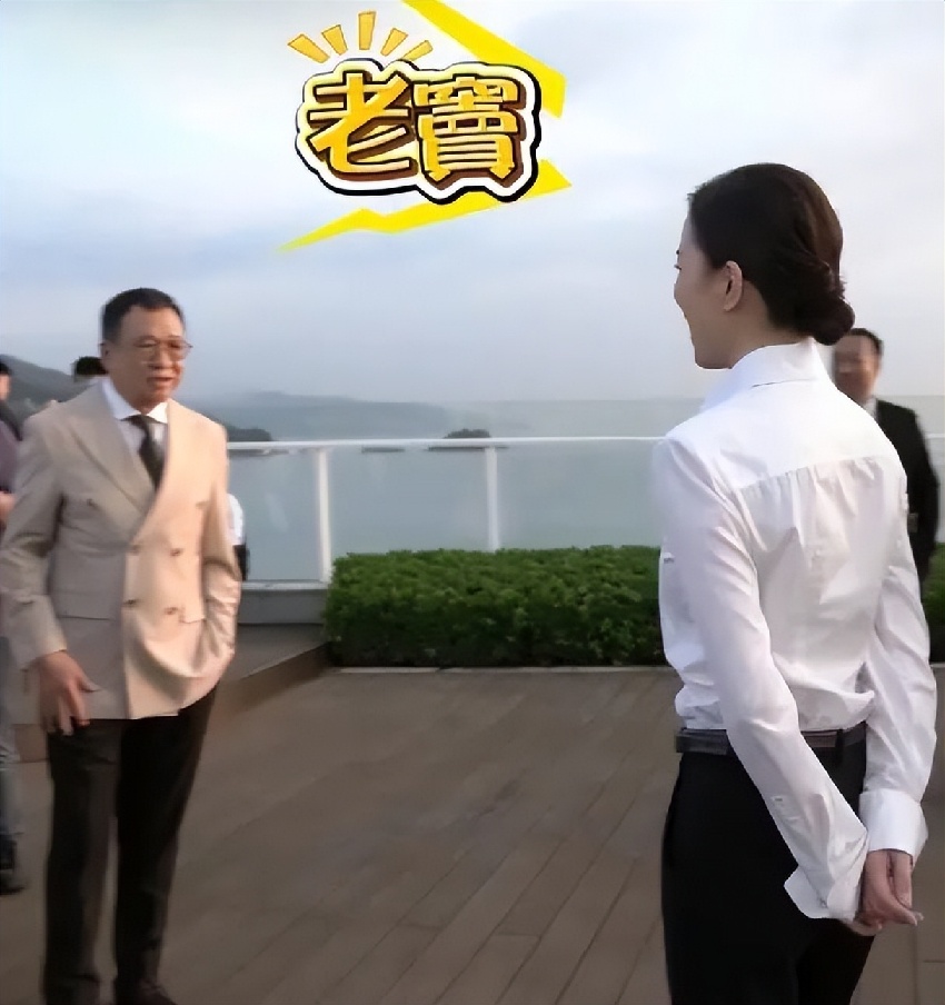 許紹雄遺作花絮曝光惹淚目，佘詩曼片場喊爸爸，父女檔成最後回憶