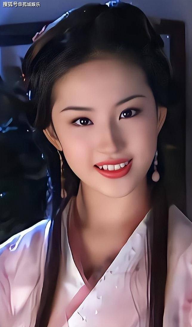 拍吻戲有生理反應怎麼辦?她的回答讓主持人臉都紅了
