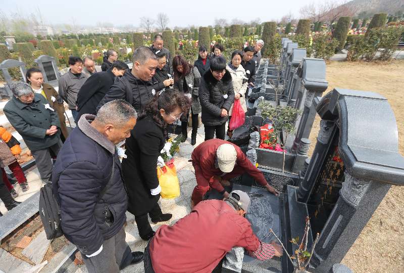 生命結束後！不留骨灰、不要墓地、不求後人祭拜　往往是「這3種人」真通透