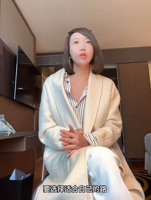 患不死癌癥22年！42歲網紅「遠赴瑞士安樂死」 告別80歲老父親「以後不再麻煩你了」