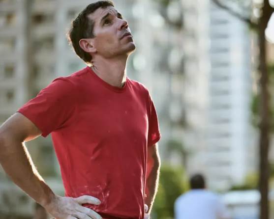 今天就要攀101!霍諾德已做好意外準備,和妻交代遺囑一次看完...