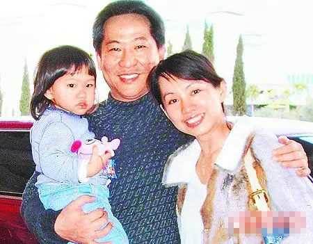 蔡幸娟200張不雅照洩露， 與已婚男偷情畫面震驚全台，前夫一句話曝光實情