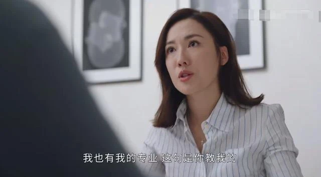 《新聞女王》衝上熱搜榜第一，打了多少資方的臉，佘詩曼又賭贏了