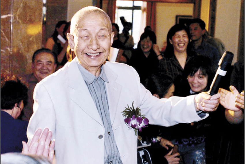 以為他們退休了,沒想到已去世,《大宅門》9位演員再也見不到了