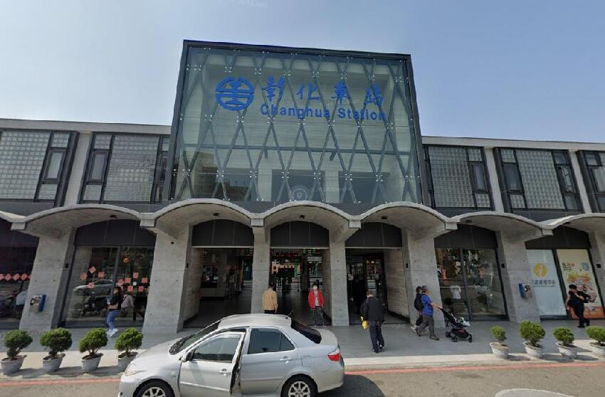 快訊/ 出事了！ 白沙屯女香客 「遭捲入區間車」