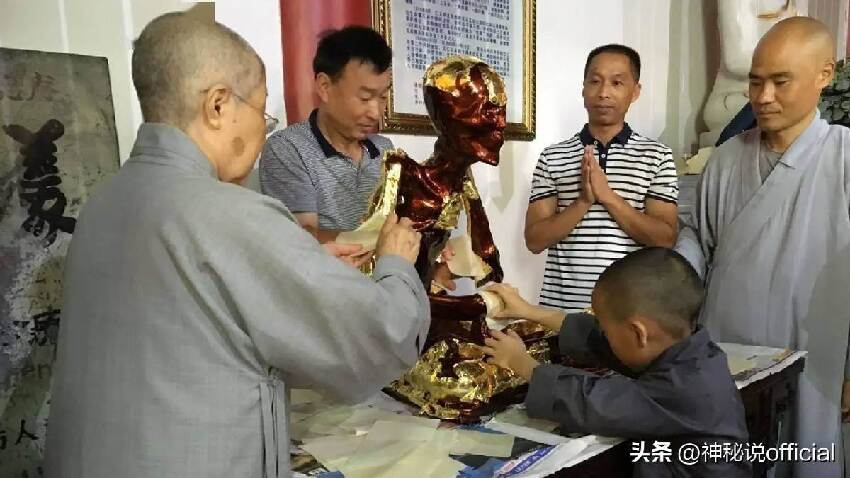 84歲尼姑絕食7天圓寂！生前交代把肉身放入坐缸，3年後開缸「眾人驚呆了」...
