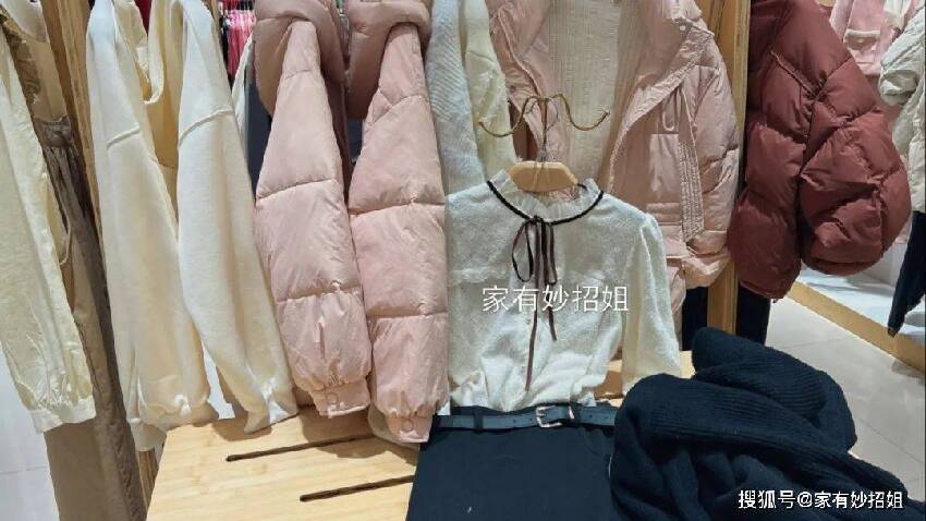 新衣服買回來「別用清水洗」　服裝店老闆教了「這麼做洗得乾淨又不褪色」