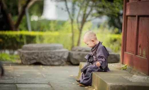 「人若不善，必有記號」身上有這3個痕跡的人，很壞，不可深交！