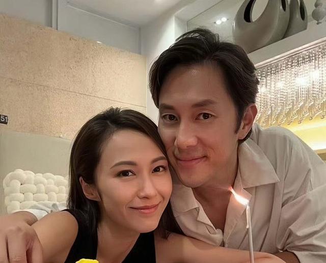 香港女星湯怡慶祝結婚三周年，曬照瘦到見骨，和老公多次傳婚變