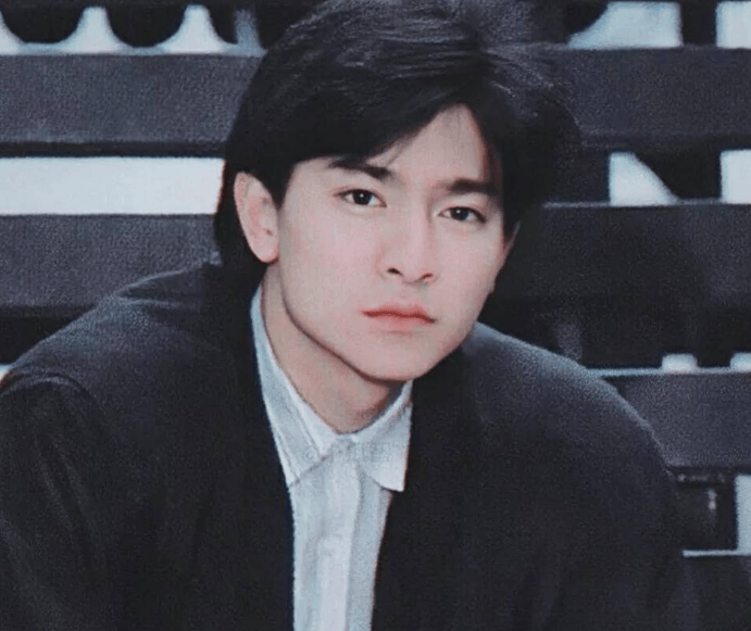 華語樂壇25年:沒有一位歌手能媲美周杰倫,除了華晨宇