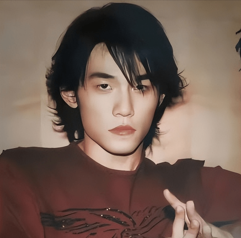 華語樂壇25年:沒有一位歌手能媲美周杰倫,除了華晨宇