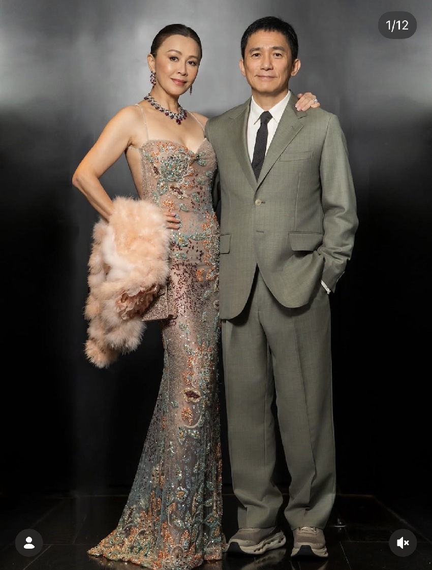 梁朝偉素顏過64歲生日，劉嘉玲曬夫妻合照，結婚18年沒孩子仍恩愛
