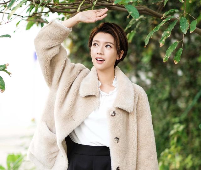 恭喜!TVB視后蔡思貝空降周星馳劇組,加入電影《女足》做女配角