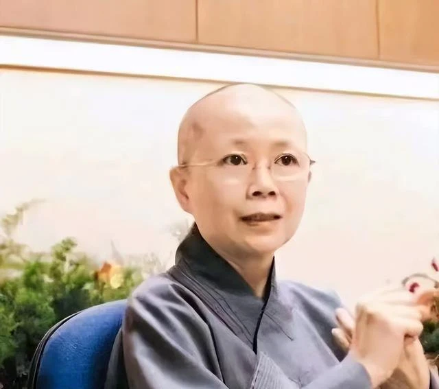 這一次「風流」的代價，在73歲譚詠麟身上體現的淋漓盡致！