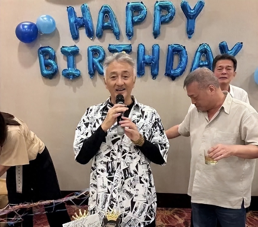 老戲骨吳岱融喜迎64歲生日，拿督現場送祝福，近年靠反派角色出圈