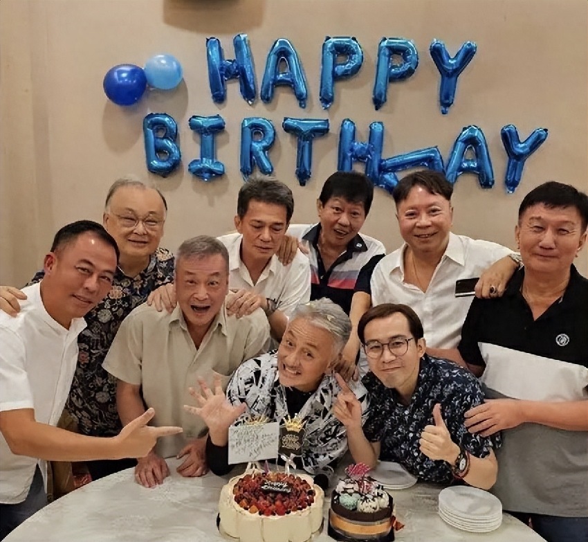 老戲骨吳岱融喜迎64歲生日，拿督現場送祝福，近年靠反派角色出圈