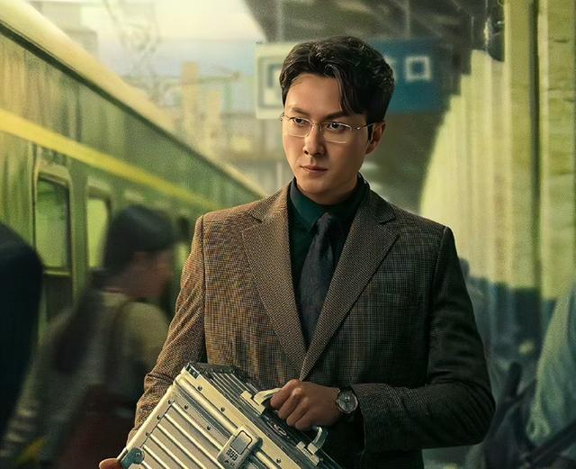 TVB視帝拍內地劇淪為男配角,身材搶鏡演技在線,網友:一秒入戲