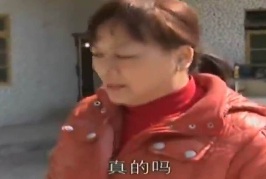 台灣富豪大陸尋12年前初戀，誰料女友為他至今未嫁，馬上相見卻患尿毒癥，眼前一幕讓記者淚崩