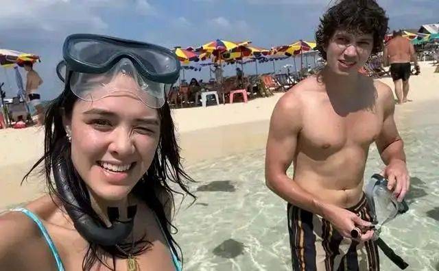 鍾麗緹大女兒戀情曝光,她外籍男友身材健碩,愛穿泳裝身材豐滿