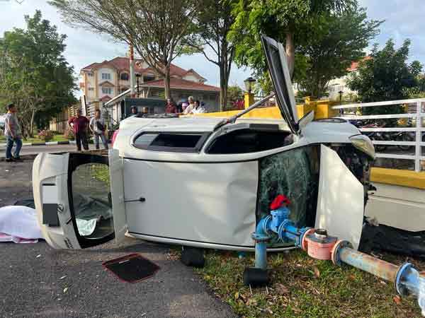 即將退休華裔男教師  返校途中車禍 傷重不治