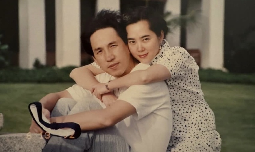 楊受成榮升曾外祖父四代同堂，32歲外孫生女，張堅庭曬孫女甜笑照