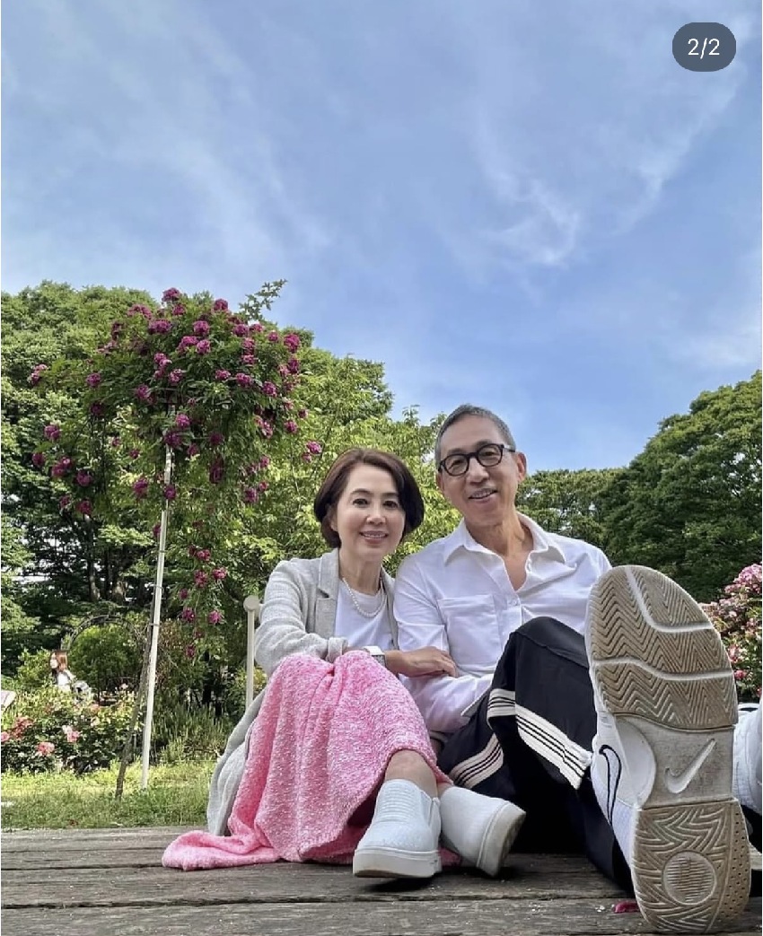 楊受成榮升曾外祖父四代同堂，32歲外孫生女，張堅庭曬孫女甜笑照