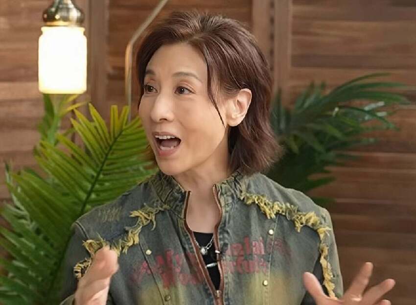 TVB「處境劇女王」拍戲遭揩油，吻戲對方突然伸舌頭，結婚多年堅持丁克
