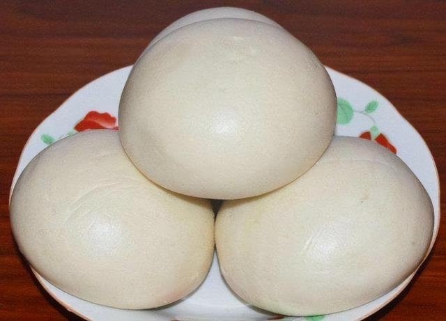 糖尿病患者不能吃饅頭？醫生忠告：真正不能吃的，或是這4類食物