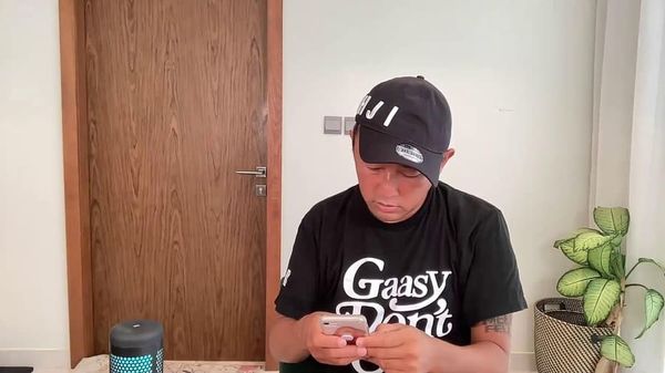 暖爸形象都演的！42歲影帝「跟2女零上衣狂歡」照片遭外流　被挖多人運動「背著孕妻偷吃」