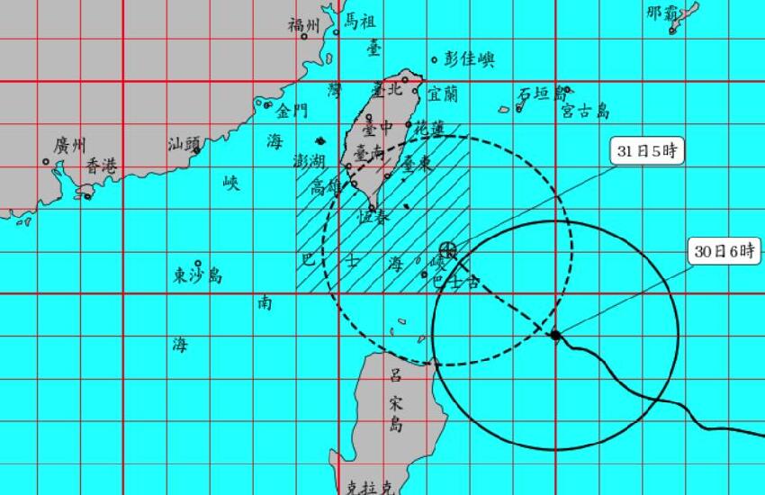 快新聞／康芮達「中颱上限」今晚起風雨劇烈！明將放颱風假？　氣象署回應了