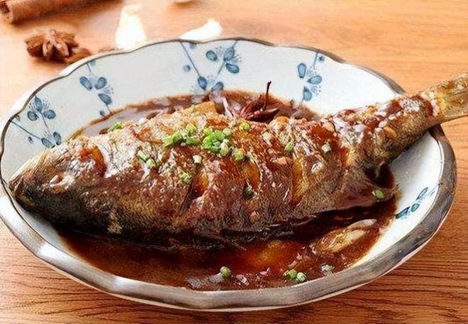 人到中老年！如果不差錢　建議多吃「4種食物」強過天天吃保健品