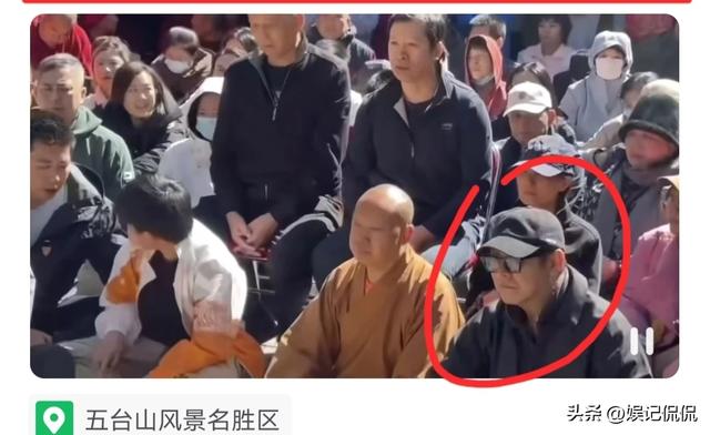 李連杰現身五台山禮佛！林虎大師親自接待，保鏢全程攙扶狀態憔悴